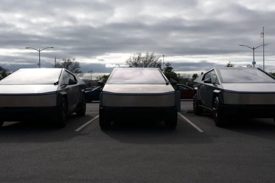 Cybertruck, mẫu xe mới duy nhất của Tesla trong 5 năm qua, đã ghi nhận doanh số đáng thất vọng. Ảnh: Bloomberg.