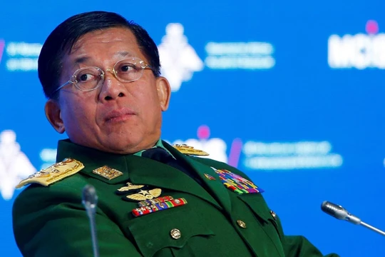 Tổng tư lệnh quân đội Myanmar Min Aung Hliang (Ảnh: AFP)