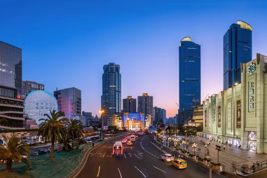 Giới siêu giàu Trung Quốc chuyển sang đầu cơ bất động sản hạng sang tại các thành phố lớn (Ảnh: SCMP)