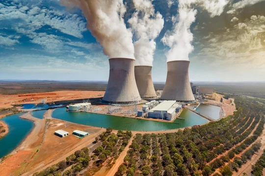 Nhu cầu năng lượng ngày càng tăng khiến một số quốc gia tăng cường sản xuất điện hạt nhân. Ảnh: Getty.