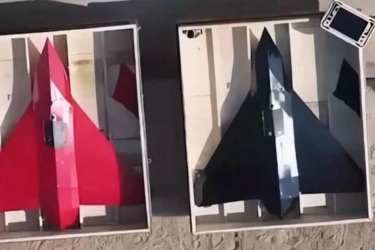 Iran triển khai Hadid-110, mẫu máy bay không người lái nhanh nhất có khả năng tránh radar. Ảnh: IE.