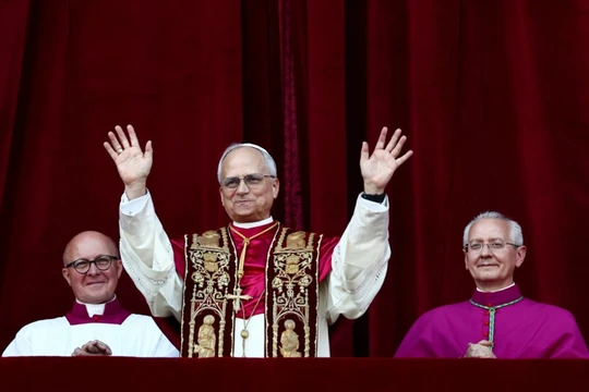 Ông Robert Prevost là vị Giáo hoàng đầu tiên đến từ Mỹ và không được nhiều người biết đến trên trường quốc tế. Ảnh: Reuters.