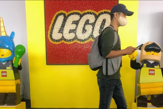 Leo cho rằng các doanh nghiệp ngoại khi tới Việt Nam không nên đặt vấn đề chi phí rẻ lên hàng đầu (Ảnh: Nikkei)