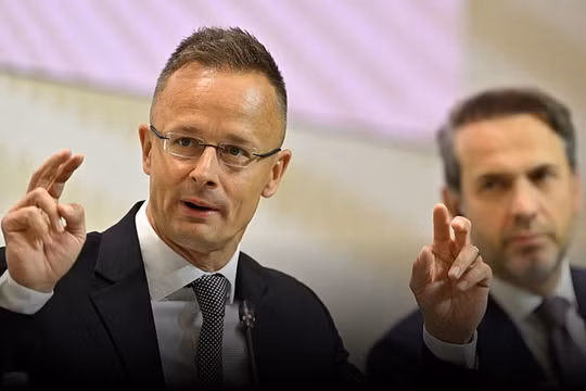 Bộ trưởng Ngoại giao Hungary Peter Szijjarto. Ảnh: Getty.