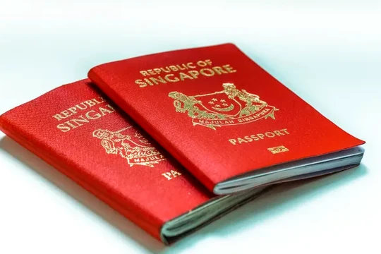 Hộ chiếu Singapore xếp vị trí số 1 trong bảng xếp hạng hộ chiếu quyền lực năm nay (Ảnh: CNBC)