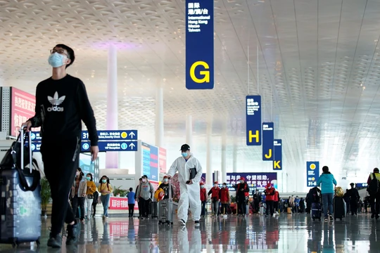 Nghiên cứu mới cho thấy dịch COVID-19 có thể đã xuất hiện ở Vũ Hán từ sớm hơn (Ảnh: PRI)