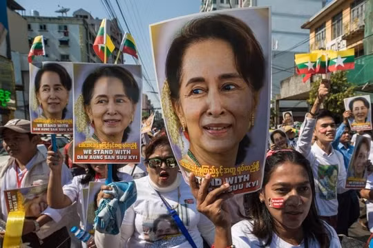 Quân đội Myanmar nói họ thực hiện các vụ bắt giữ nhằm phản ứng trước "gian lận bầu cử" trong kỳ bầu cử năm ngoái (Ảnh: AFP)