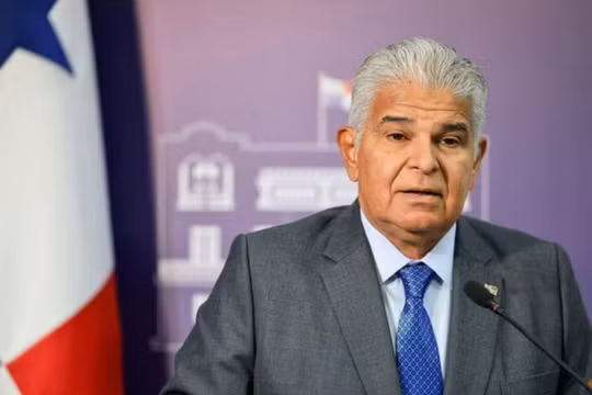 Tổng thống Panama Jose Raul Mulino tổ chức một cuộc họp báo tại Thành phố Panama ngày 6/2. Ảnh: Reuters.