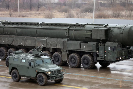 Tên lửa đạn đạo liên lục địa mang đầu đạn hạt nhân RS-24 Yars của Nga. Ảnh: MW.