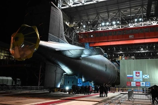 Tàu ngầm tấn công lớp Yasen-M trước khi hạ thủy. Ảnh: MW.