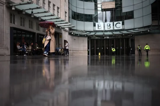 Tổng giám đốc điều hành của BBC News đã từ chức vì cáo buộc hãng tin này đã biên tập sai lệch bài phát biểu của Tổng thống Mỹ Donald Trump. Ảnh: AFP.