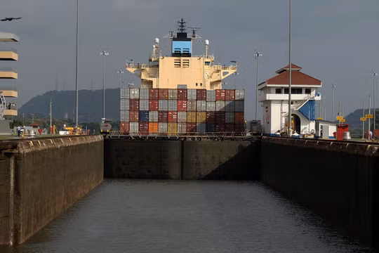 Tổng thống Mỹ Donald Trump từng tuyên bố sẽ lấy lại quyền kiểm soát Kênh Panama. Ảnh: Getty.