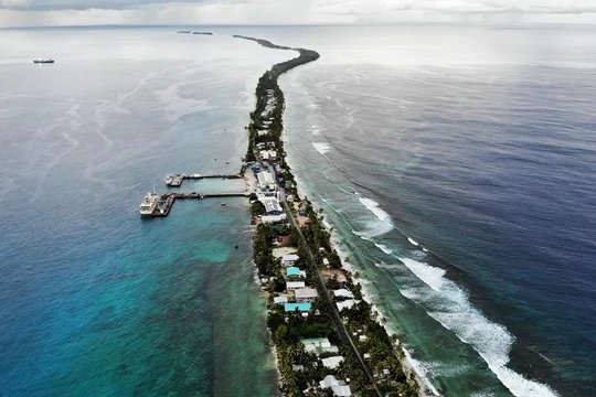 Nằm ở Thái Bình Dương, Tuvalu là một trong những quốc gia xa xôi và biệt lập nhất thế giới. Ảnh: Getty.