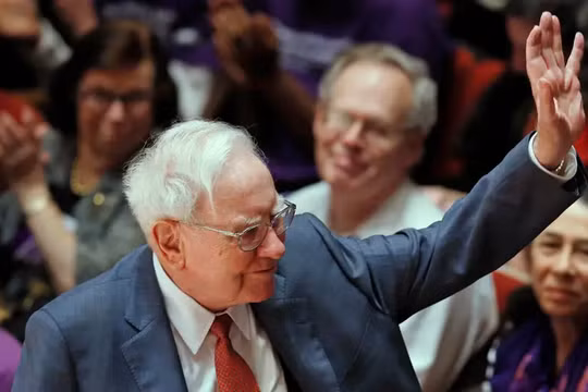 Tỉ phú Warren Buffett (Ảnh: Reuters)