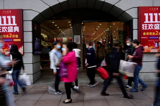 Dữ liệu suy giảm trong các tháng gần đây làm dấy lên nhiều lo ngại về nền kinh tế Trung Quốc (Ảnh: Nikkei)