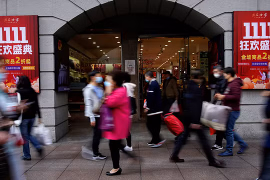 Dữ liệu suy giảm trong các tháng gần đây làm dấy lên nhiều lo ngại về nền kinh tế Trung Quốc (Ảnh: Nikkei)