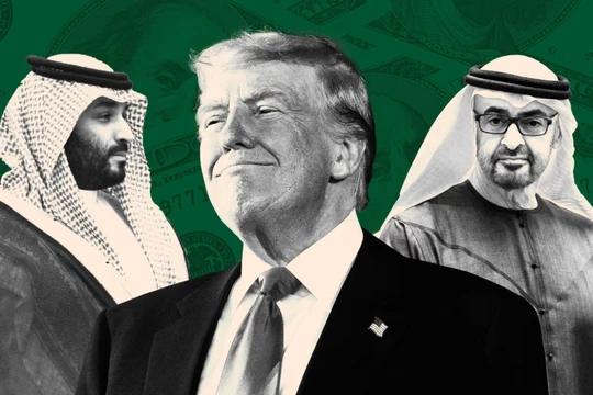 Tổng thống Mỹ Donald Trump, Thái tử Arab Saudi Mohammed bin Salman và nhà lãnh đạo UAE Sheikh Mohammed bin Zayed al-Nahyan. Ảnh: FT.