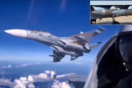 Máy bay Su-30MK2 của Venezuela được trang bị tên lửa chống hạm Kh-31. Ảnh: Getty.