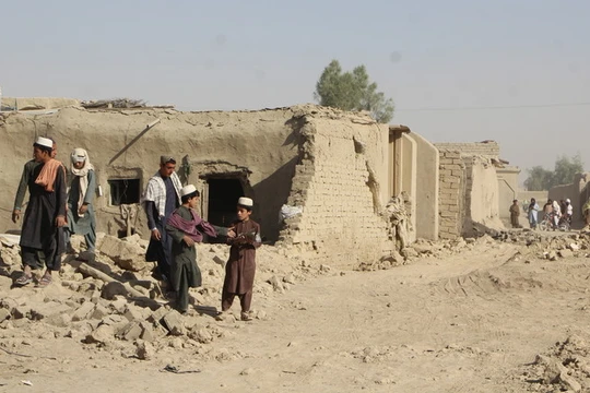 Một góc nhìn về khu vực bị thiệt hại sau cuộc không kích do Pakistan thực hiện khiến dân thường thiệt mạng và phá hủy nhà cửa ở Afghanistan vào ngày 16/10. Ảnh: Getty.