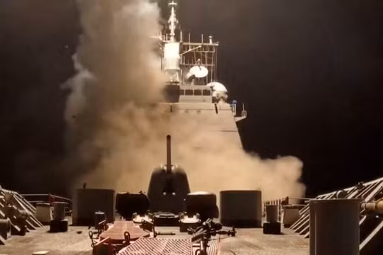 Mỹ phát động các cuộc tấn công quân sự chống lại Houthi, ngày 15/3. Ảnh: Reuters.