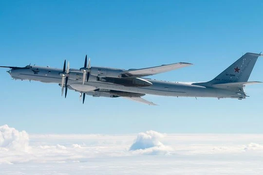 Máy bay Tu-142MZ Nga trong một chuyến bay năm 2020 (Ảnh: Russian Planes)