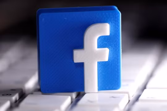 Facebook mỗi năm kiếm 70 tỷ USD doanh thu quảng cáo, và 1/4 số đó đến từ các tập đoàn lớn như Unilever (Ảnh: Reuters)