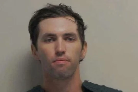 Ảnh chụp của cảnh sát cho thấy Tyler Robinson, nghi phạm trong vụ nổ súng giết chết nhà bình luận bảo thủ người Mỹ Charlie Kirk. Ảnh: Reuters.