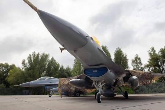 Một chiến đấu cơ F-16 do Mỹ chế tạo và được vận hành bởi lực lượng Ukraine. Ảnh: Getty.