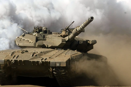 Xe tăng Merkava Mark III của quân đội Israel tham gia một cuộc tập trận. Ảnh: Getty.