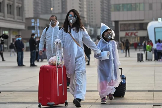 Cuộc sống đã trở lại bình thường, nhưng nỗi ám ảnh của nhiều người dân Vũ Hán vẫn chưa nguôi (Ảnh: SCMP) 