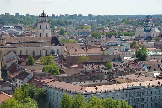 Quan chức Nga cảnh báo hủy diệt một nửa nền kinh tế của Lithuania (Ảnh: Sputnik)