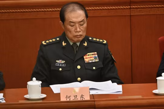 Ông Hà Vệ Đông, nhân vật quyền lực số hai trong quân đội Trung Quốc, trở thành quan chức cấp cao mới nhất bị điều tra tham nhũng. Ảnh: AFP.