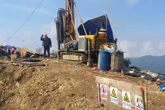 Trung Quốc gần đây đã phát hiện ra một mỏ quặng lithium khổng lồ với trữ lượng lên tới 490 triệu tấn, kim loại quan trọng cho công nghệ năng lượng tái tạo, ở tỉnh Hồ Nam, miền Trung Trung Quốc. Ảnh: SCMP.