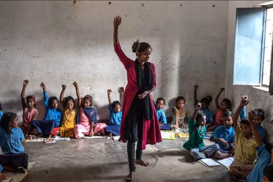 Hệ thống giáo dục công ở Ấn Độ nhìn chung còn nghèo nàn (Ảnh: The Economist)