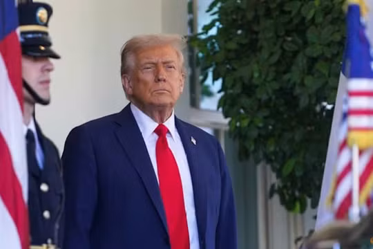 Ông Trump tuyên bố sẽ có chuyến thăm Trung Đông sau thỏa thuận ngừng bắn giữa Israel và Hamas. Ảnh: Reuters.