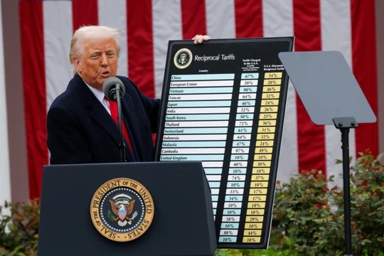 Tổng thống Mỹ Donald Trump tuyên bố đạt thỏa thuận thương mại với Việt Nam. Ảnh: Reuters.