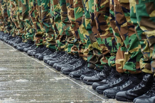 Lithuania khuyến khích người dân nhập ngũ (Ảnh: Getty)