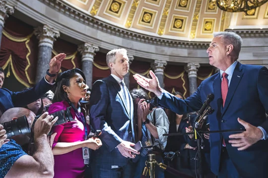 Dự luật về trần nợ đã được Quốc hội Mỹ thông qua và chuyển tới Tổng thống Mỹ Joe Biden để ký duyệt (Ảnh: EPA)