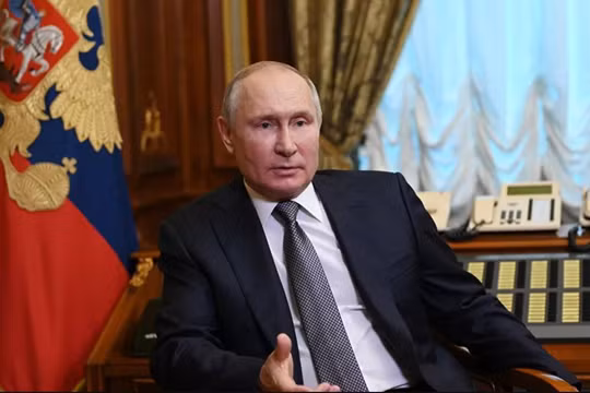 Tổng thống Putin đã trả lời nhiều câu hỏi liên quan tới bài báo mà ông đăng tải mới đây (Ảnh: Sputnik)
