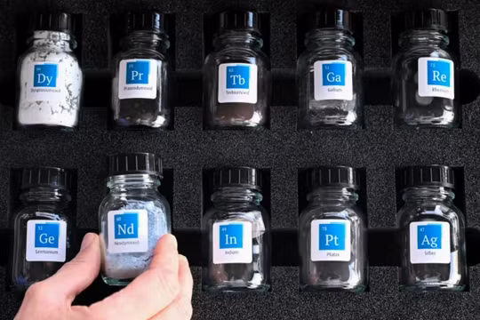 Phần lớn đất hiếm của châu Âu được nhập khẩu từ Trung Quốc. Ảnh: AFP.