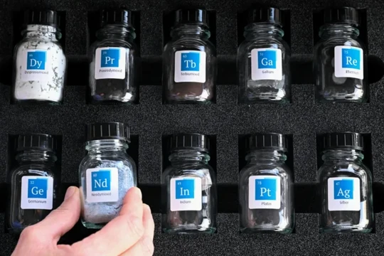 Phần lớn đất hiếm của châu Âu được nhập khẩu từ Trung Quốc. Ảnh: AFP.