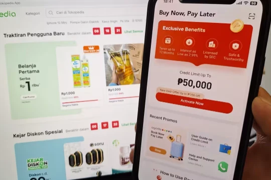 Các dịch vụ cho vay trực tuyến như Akulaku đang trở thành nguồn tín dụng phù hợp cho những người vay trẻ tuổi ở Indonesia (Ảnh: Nikkei)