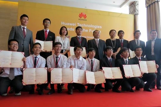 Tính đến năm 2020 đã có 69 sinh viên xuất sắc đến từ các trường hàng đầu Việt Nam được tiếp cận công nghệ mới qua chương trình “Hạt giống cho tương lai” của Huawei .