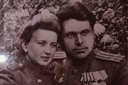 Bộ trưởng Nội vụ Xô Viết Nikolai Shelokov cùng vợ thời trẻ.