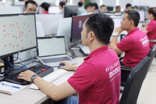 MoMo đang trong lộ trình chuyển đổi từ một công ty Mobile-first (ưu tiên thiết bị di động) sang AI-first (ưu tiên trí tuệ nhân tạo). 