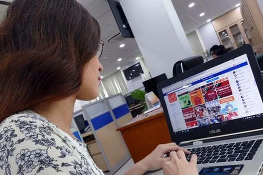 Người dùng cảm thấy yên tâm hơn khi trao đổi chi tiết với bên bán trước khi "chốt đơn".