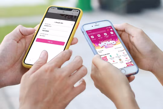 Người dùng có thể chuyển tiền bằng Ví MoMo ngay trên ứng dụng chat Viber