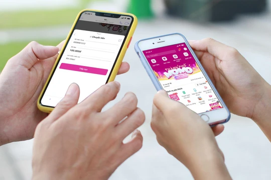 Người dùng có thể chuyển tiền bằng Ví MoMo ngay trên ứng dụng chat Viber