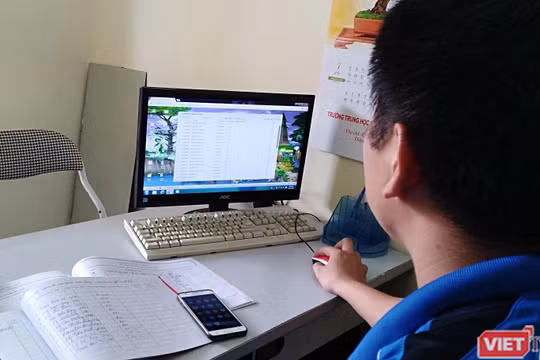 Ứng dụng xác thực Microsoft Authenticator, Windows Hello, khóa mật khẩu hay mã xác thực gửi đến điện thoại/email là cách thay thế mật khẩu hiệu quả.