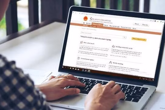 Nền tảng số chính là giải pháp đột phá để thúc đẩy phát triển Chính phủ số nhanh hơn, giảm chi phí, tăng hiệu quả. Ảnh: TQ.